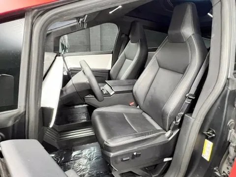 Tesla Cybertruck photo 6