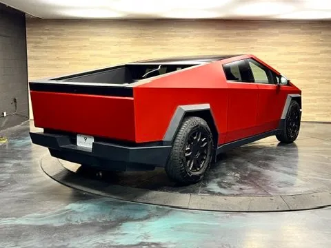 Tesla Cybertruck photo 15