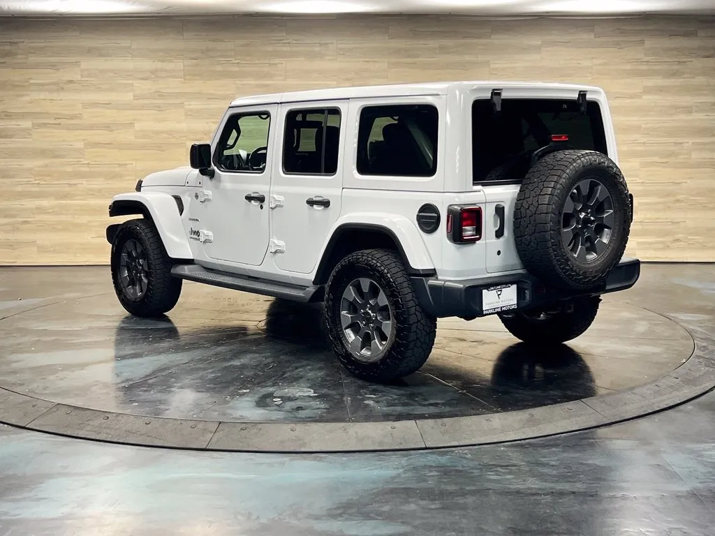 Jeep Wrangler photo 17