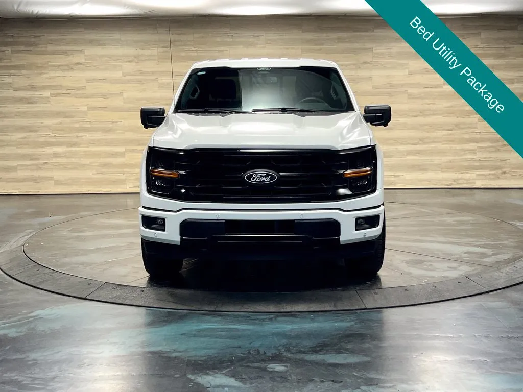 Ford F-150 photo 8