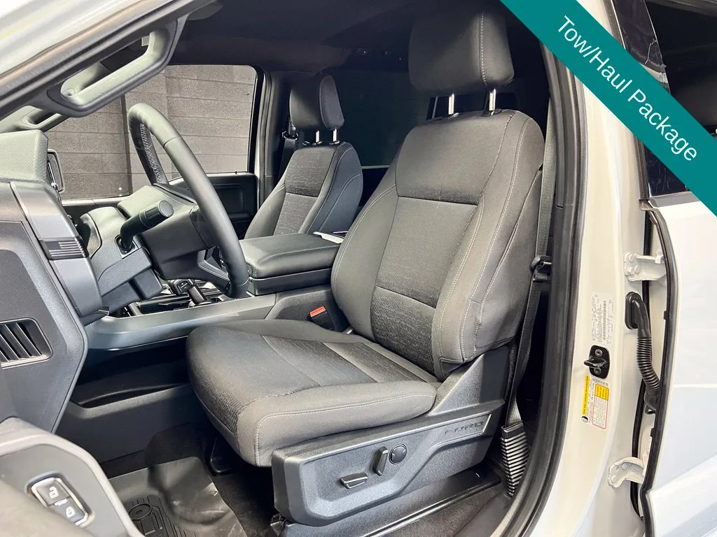 Ford F-150 photo 6