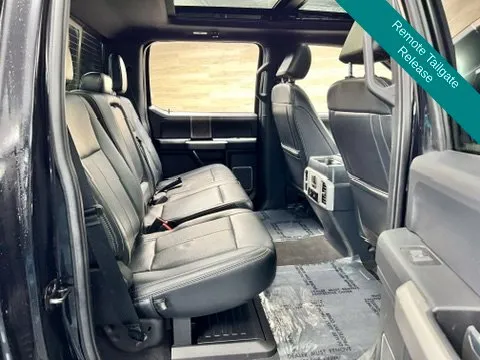 Ford F350SD photo 18