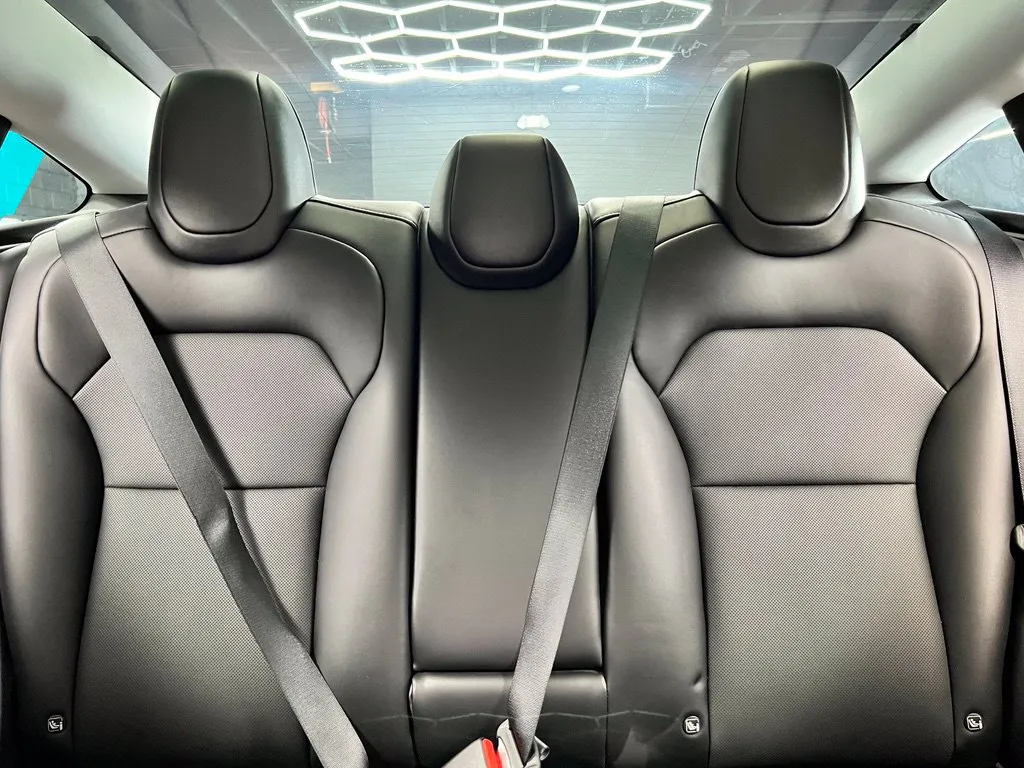 Tesla Model 3 photo 21