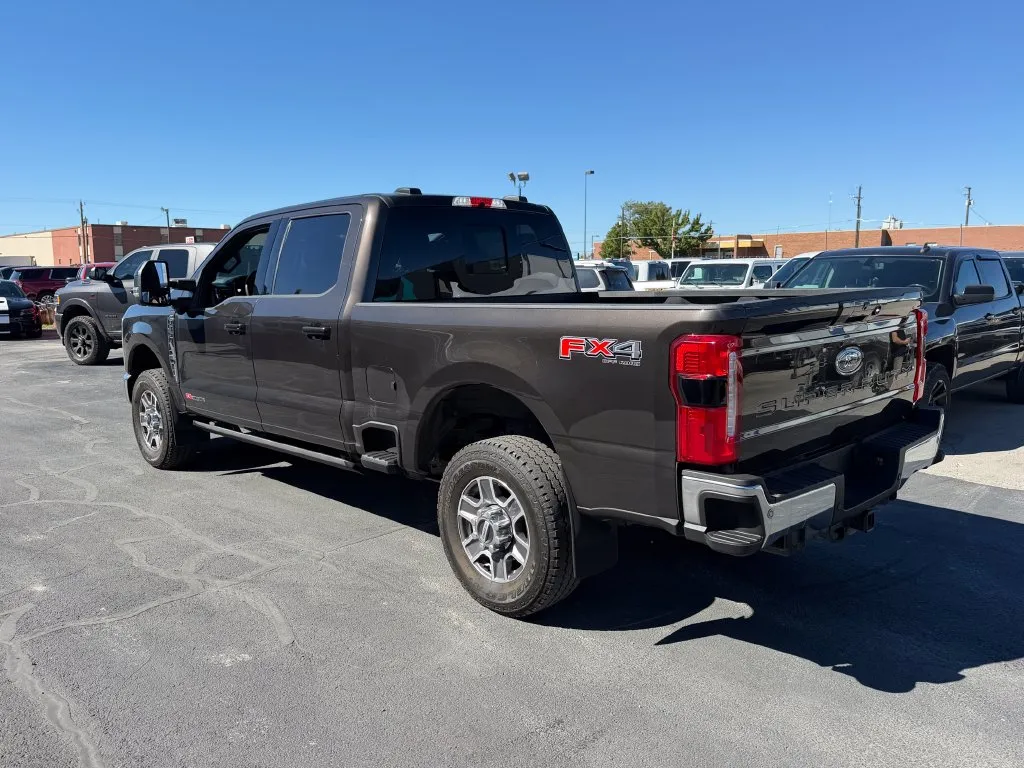 Ford F350SD photo 4
