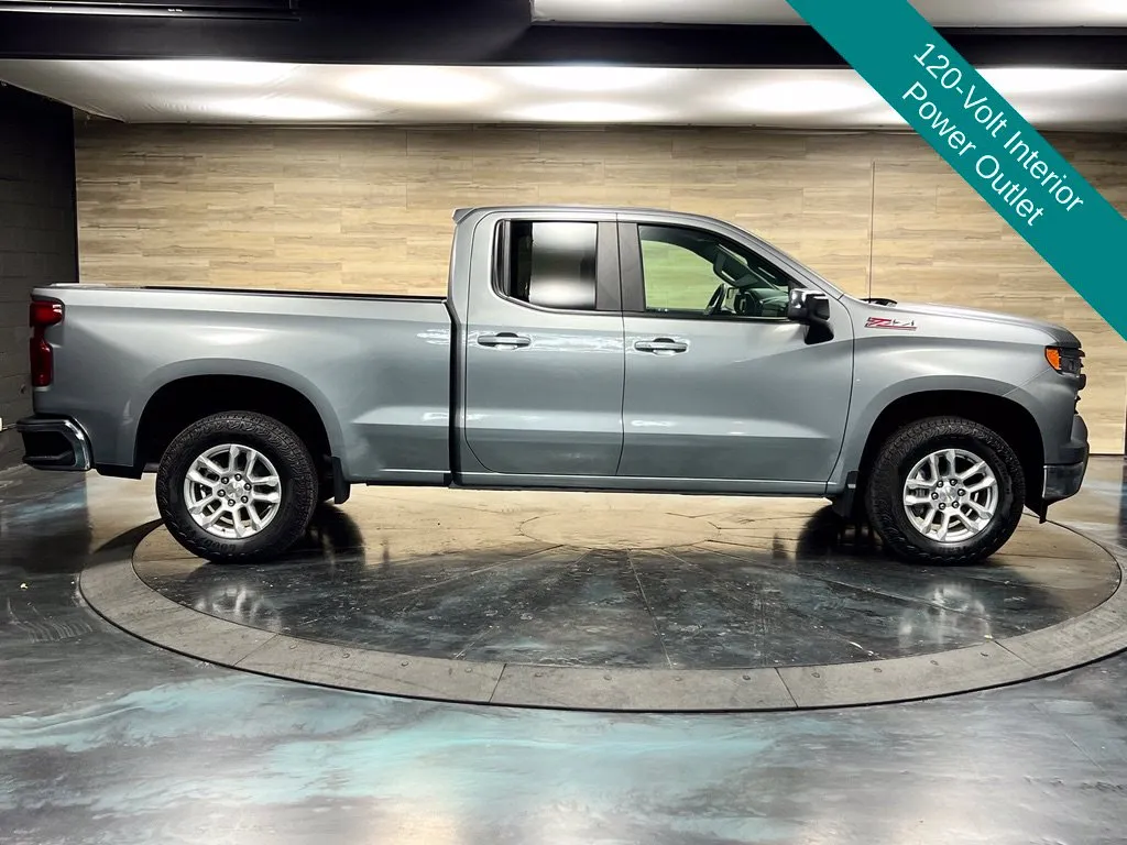 Chevrolet Silverado photo 20
