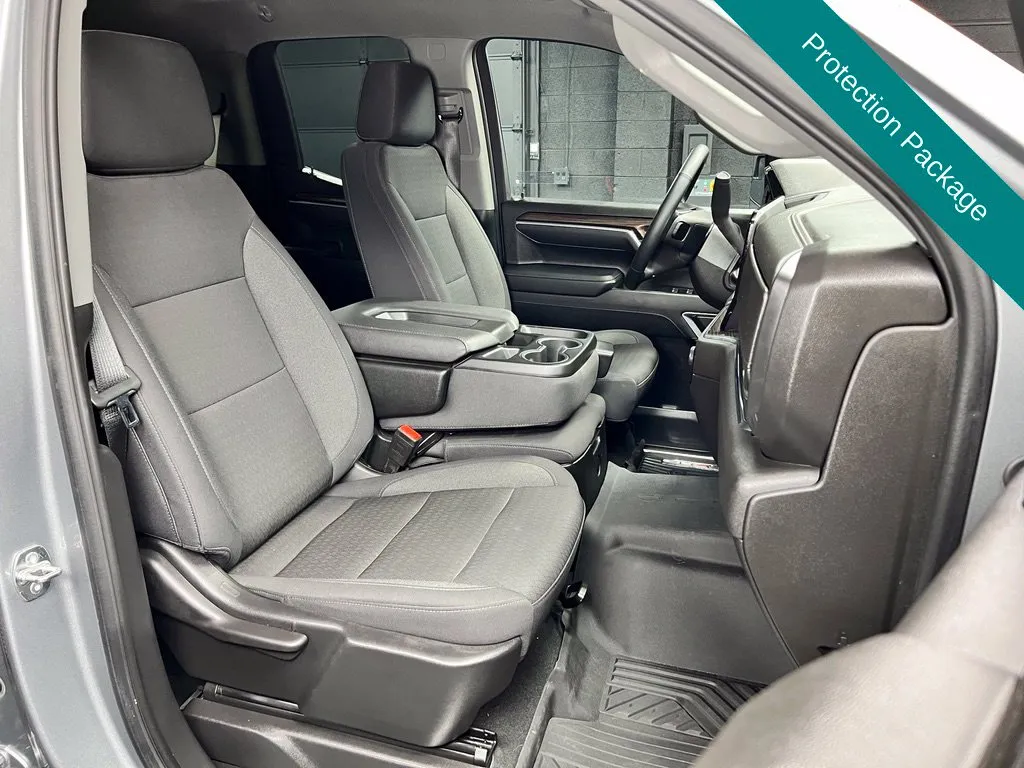 Chevrolet Silverado photo 7