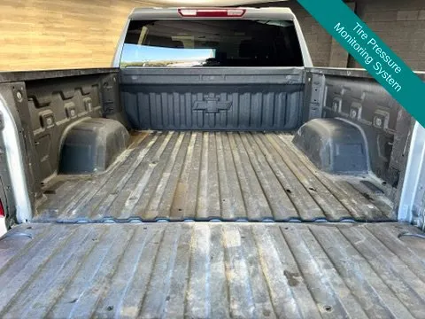 Chevrolet Silverado photo 21