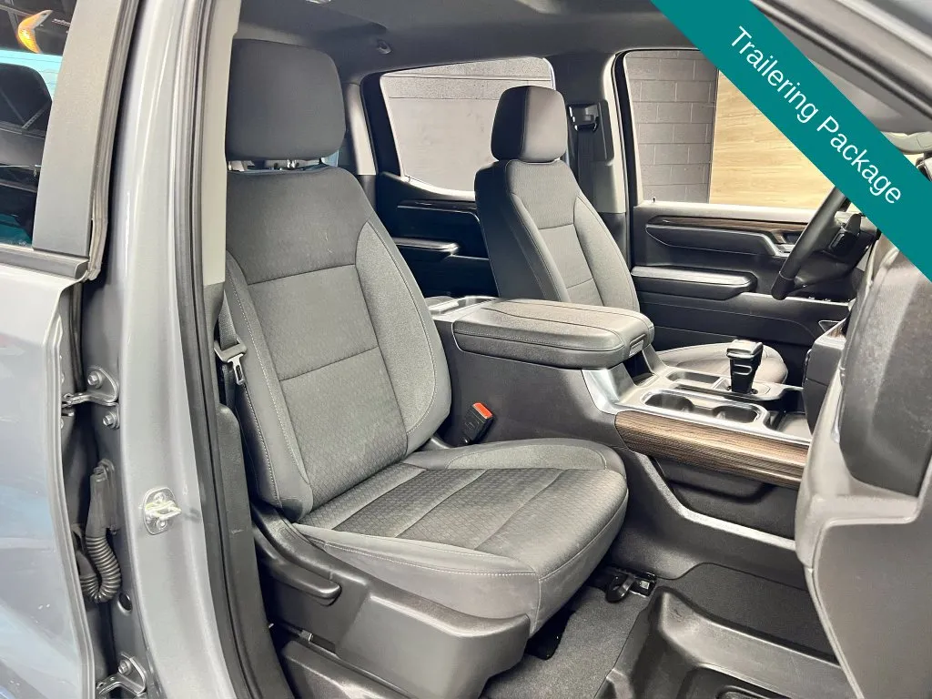 Chevrolet Silverado photo 7