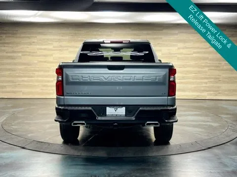 Chevrolet Silverado photo 20