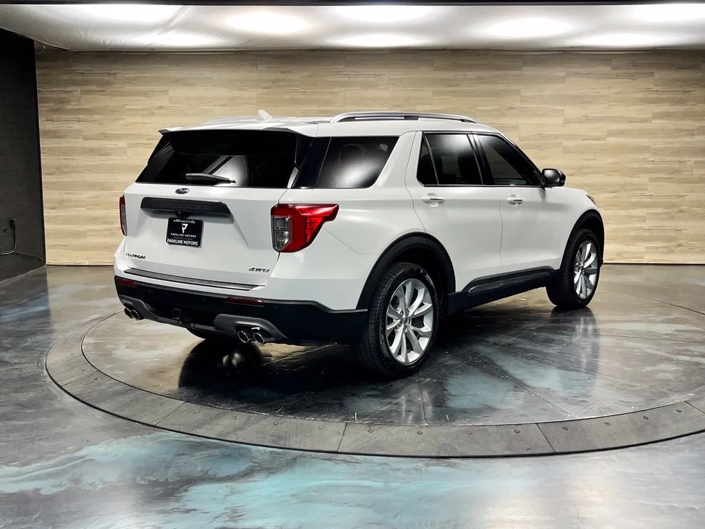 Ford Explorer photo 16