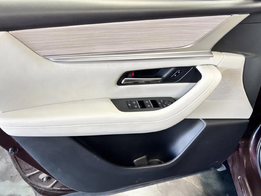 Mazda CX-90 photo 16