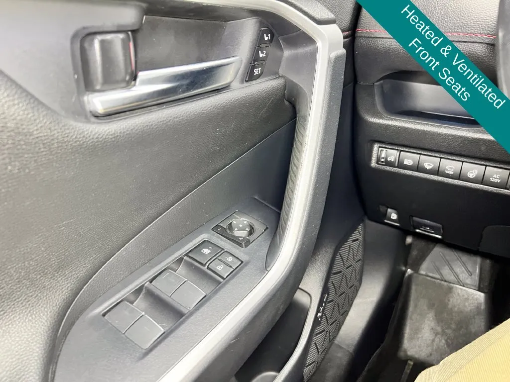 Toyota RAV4 photo 21