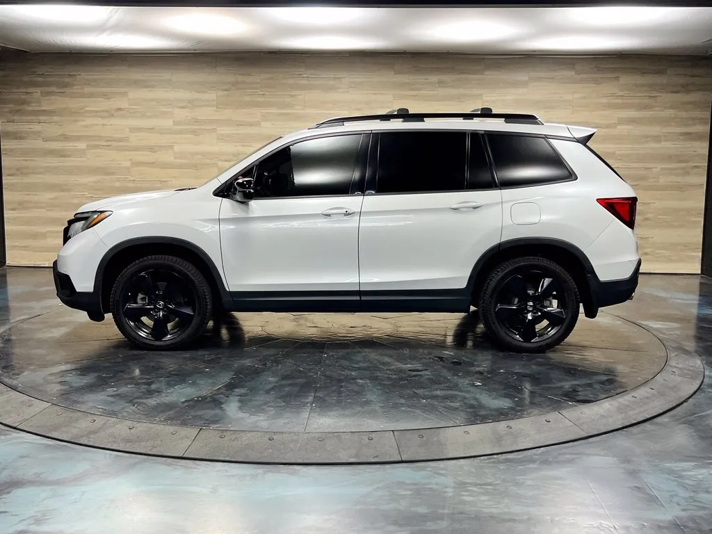 Honda Passport photo 20