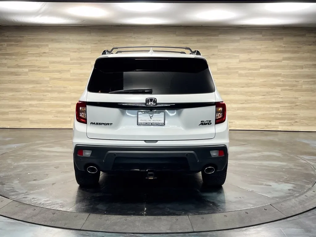 Honda Passport photo 17