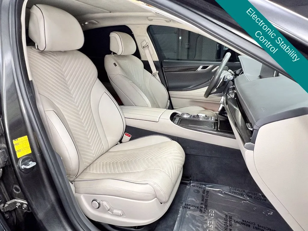 Genesis G80 photo 7