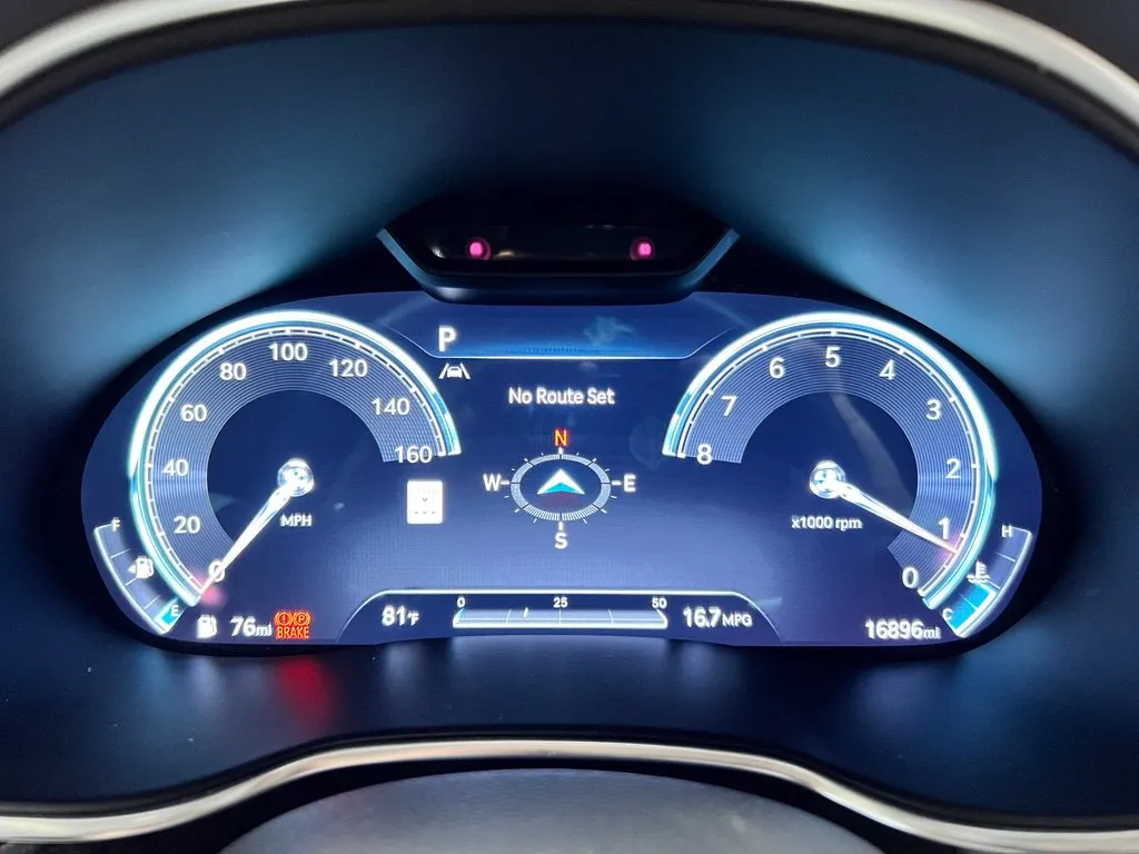 Genesis G80 photo 28