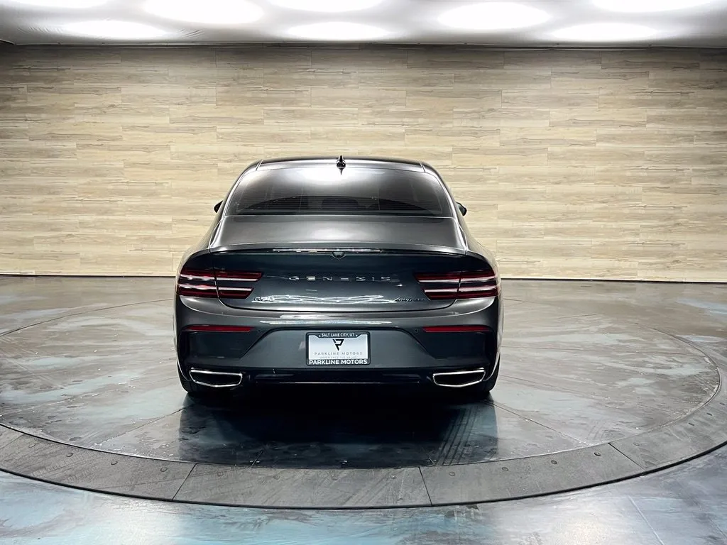 Genesis G80 photo 18