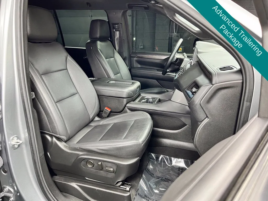 Chevrolet Suburban photo 7