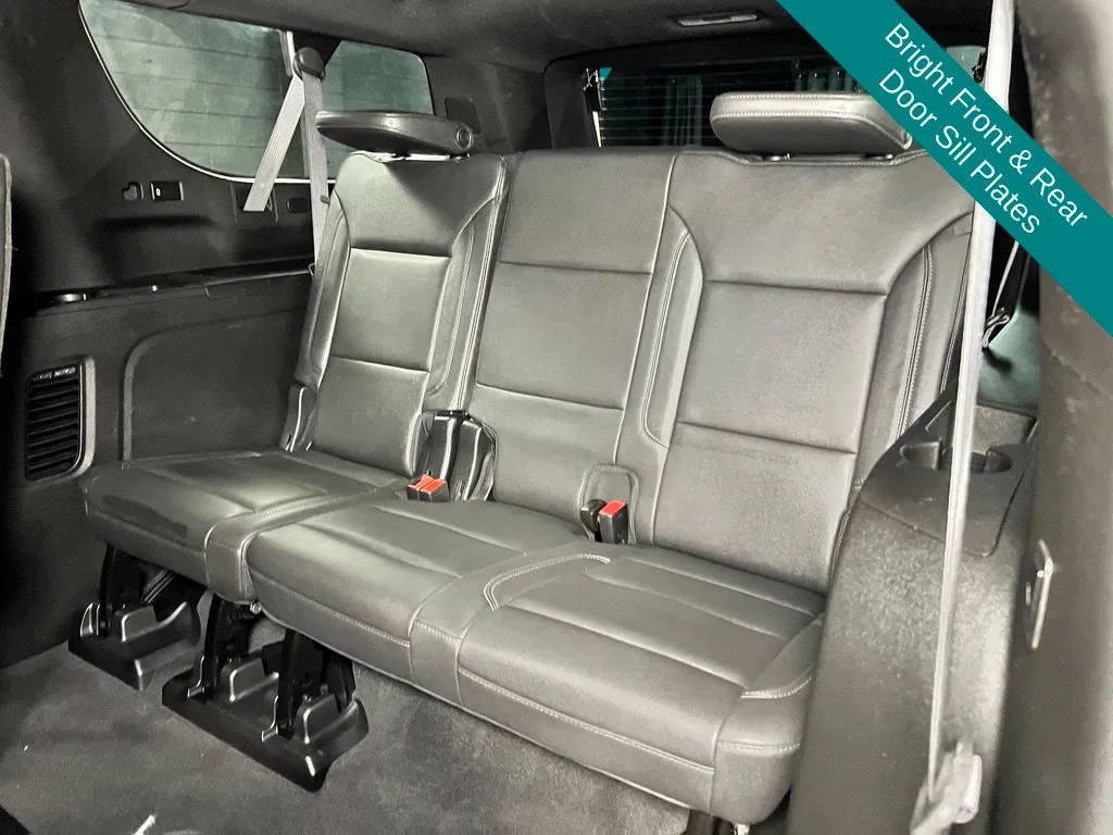 Chevrolet Suburban photo 22