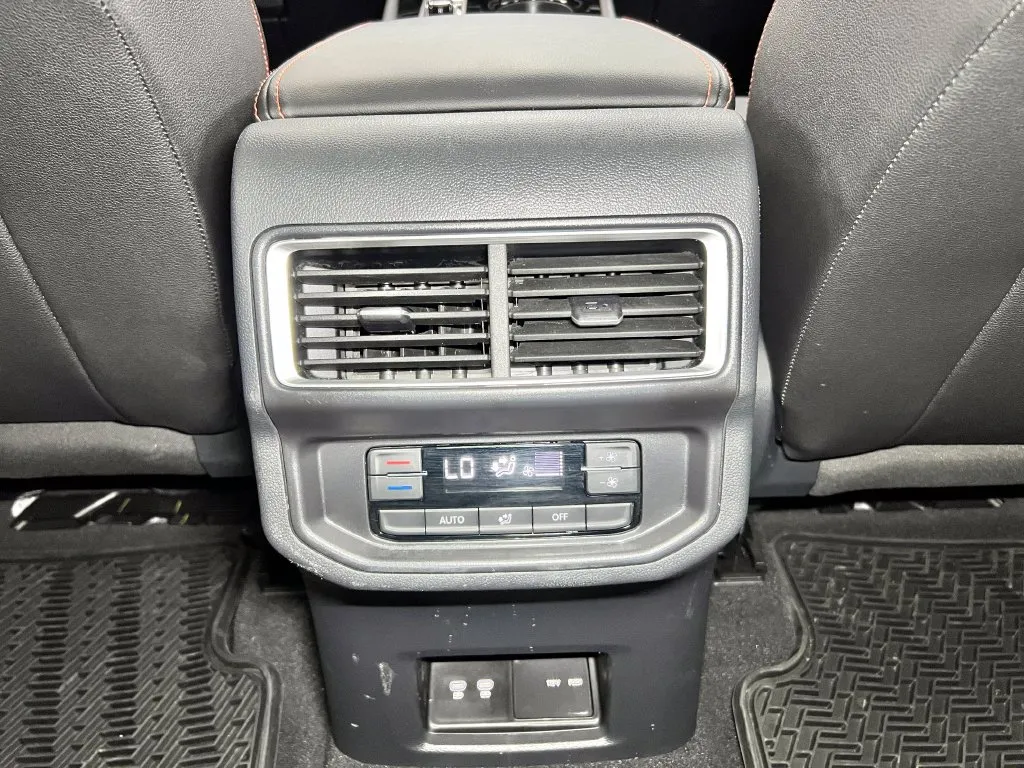 Volkswagen Atlas photo 16