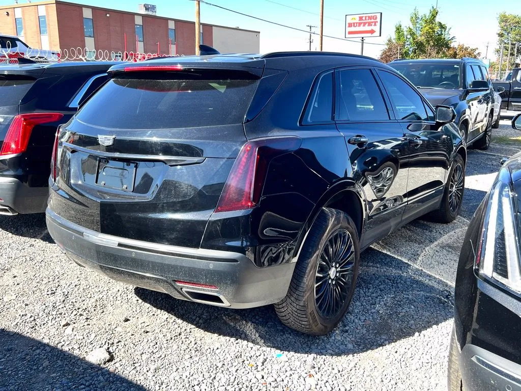 Cadillac XT5 photo 3