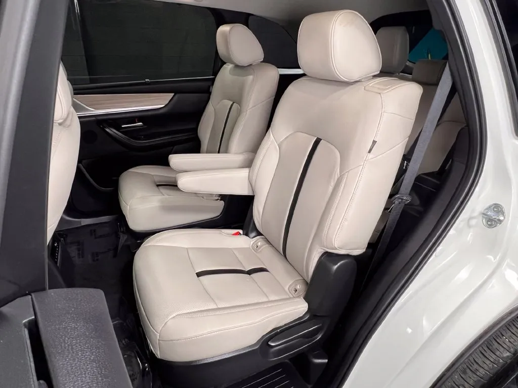 Mazda CX-90 photo 22