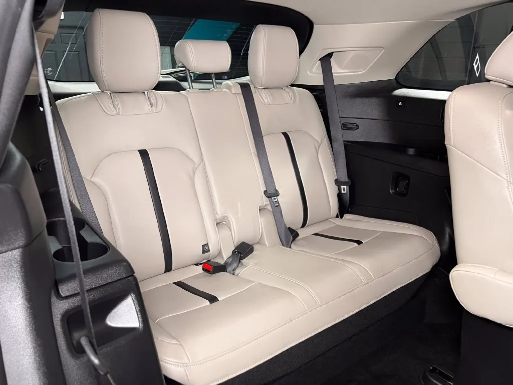 Mazda CX-90 photo 30