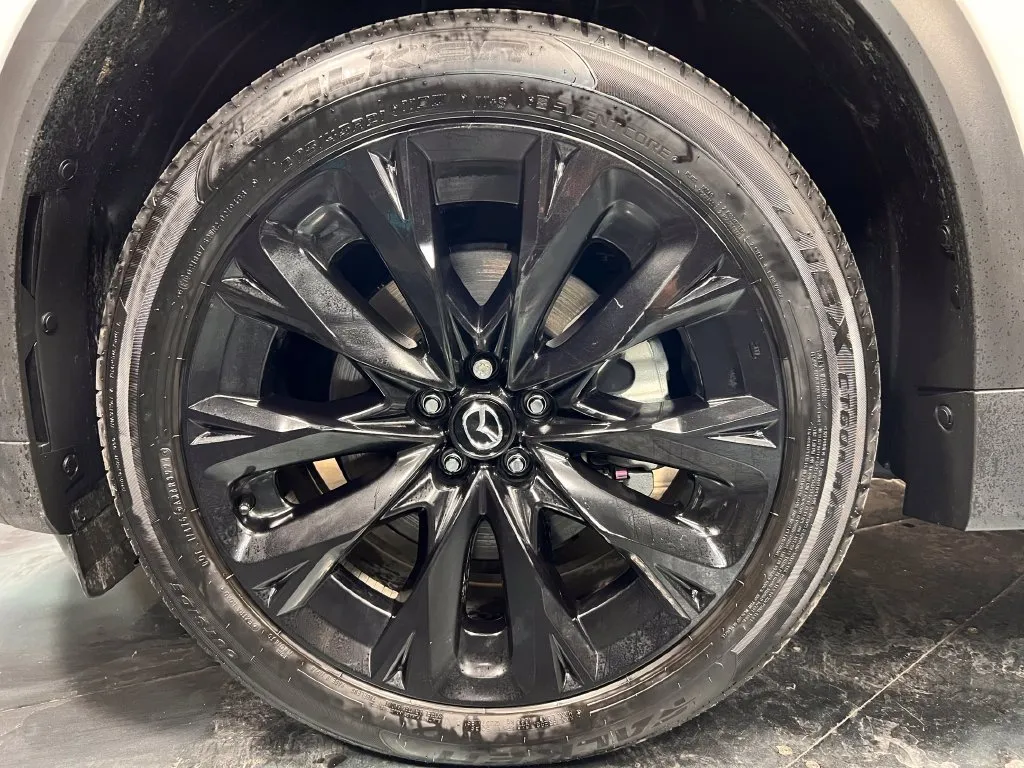 Mazda CX-90 photo 35