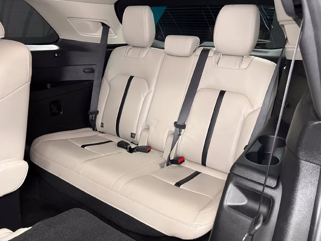 Mazda CX-90 photo 23