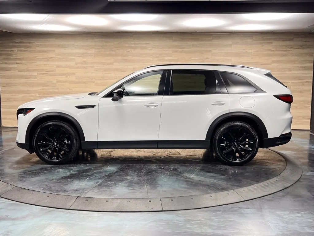 Mazda CX-90 photo 21
