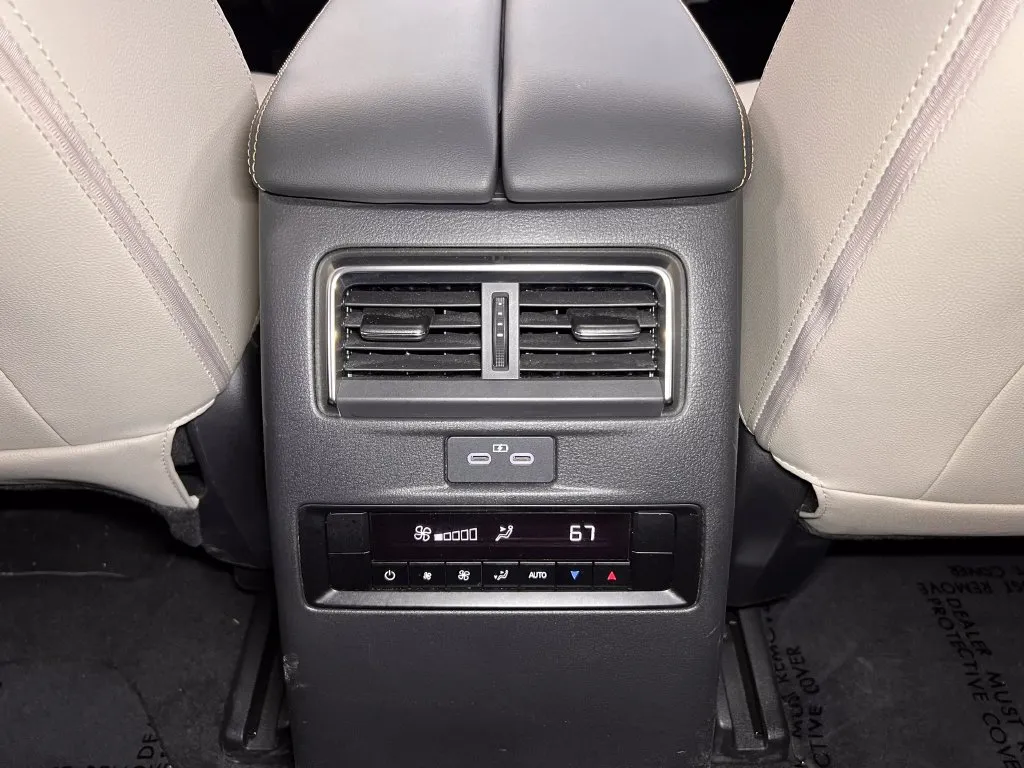 Mazda CX-90 photo 24