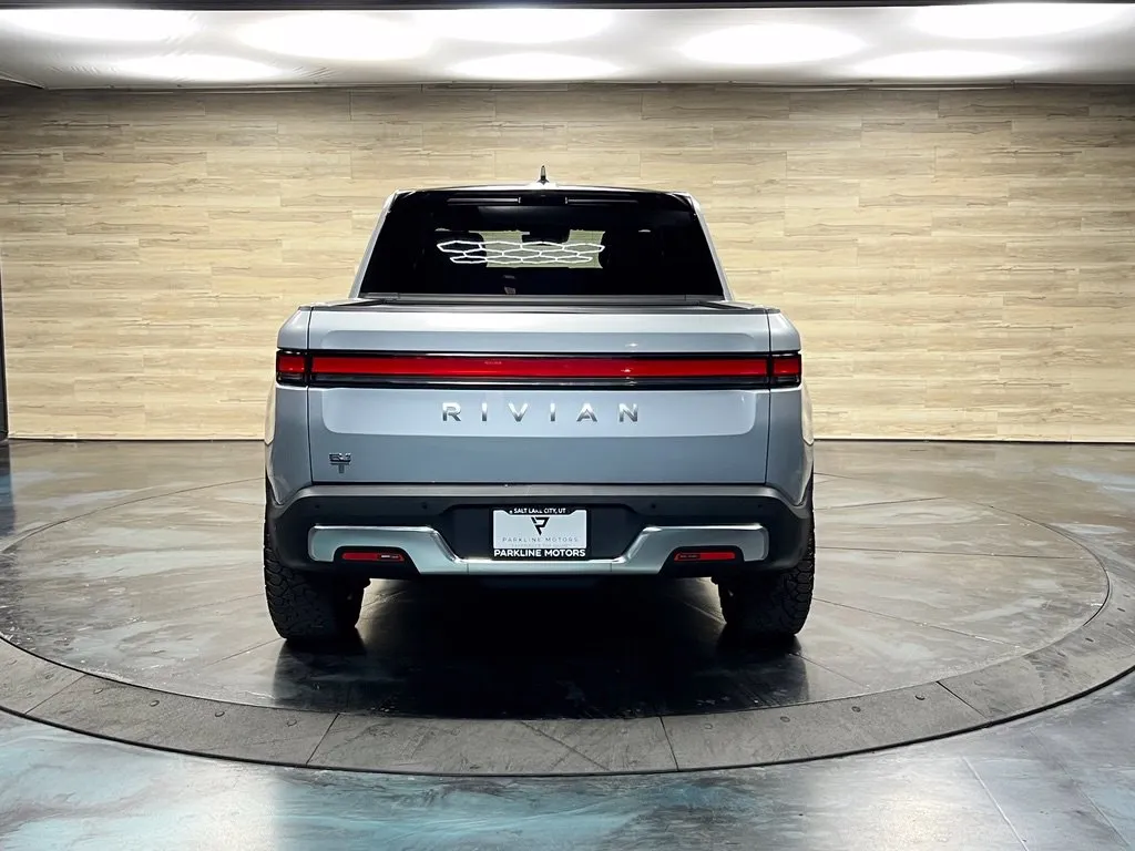 Rivian R1T photo 19