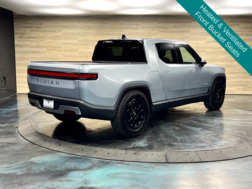 Rivian R1T photo 15