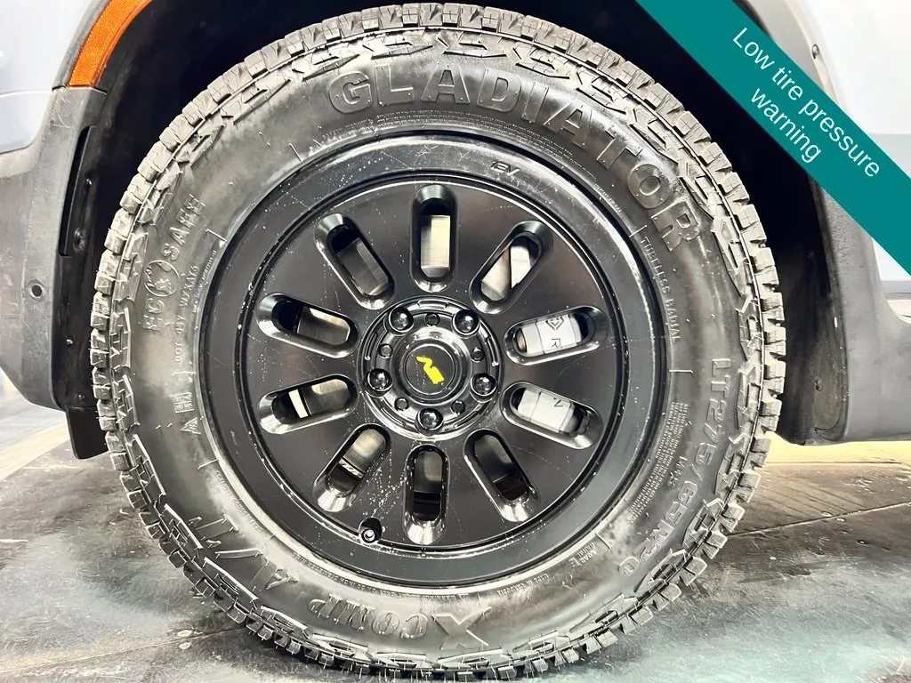Rivian R1T photo 11