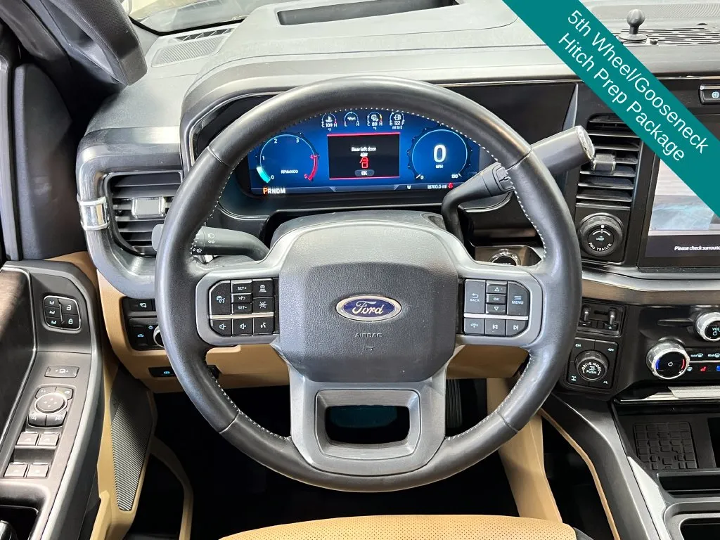 Ford F-250SD photo 8