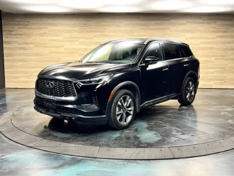 More photos of 2023 INFINITI QX60 LUXE at Parkline Motors, UT