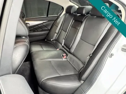 Infiniti Q50 photo 17