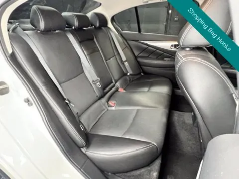 Infiniti Q50 photo 15