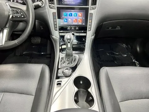 Infiniti Q50 photo 19
