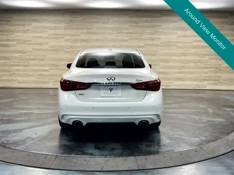 Infiniti Q50 photo 9