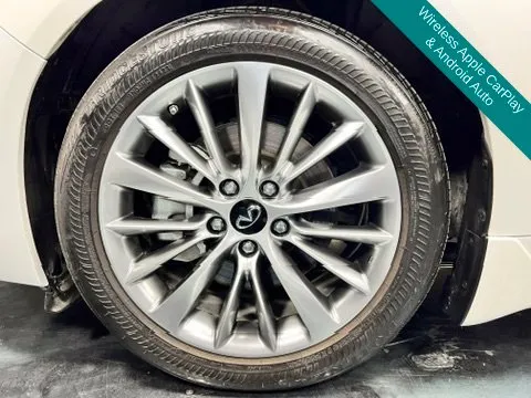 Infiniti Q50 photo 7
