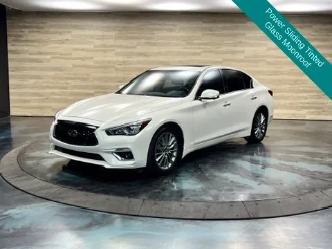 Infiniti Q50 photo 4