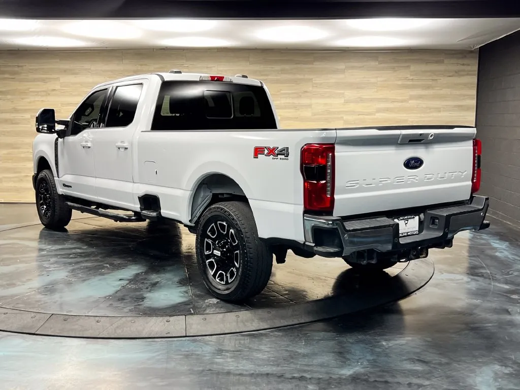 Ford F-250SD photo 14