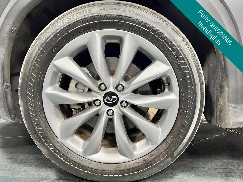 Infiniti QX50 photo 10