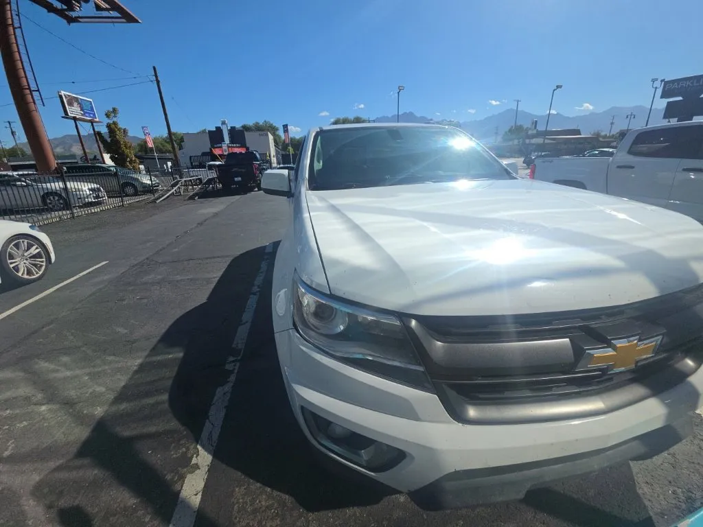 Chevrolet Colorado photo 9