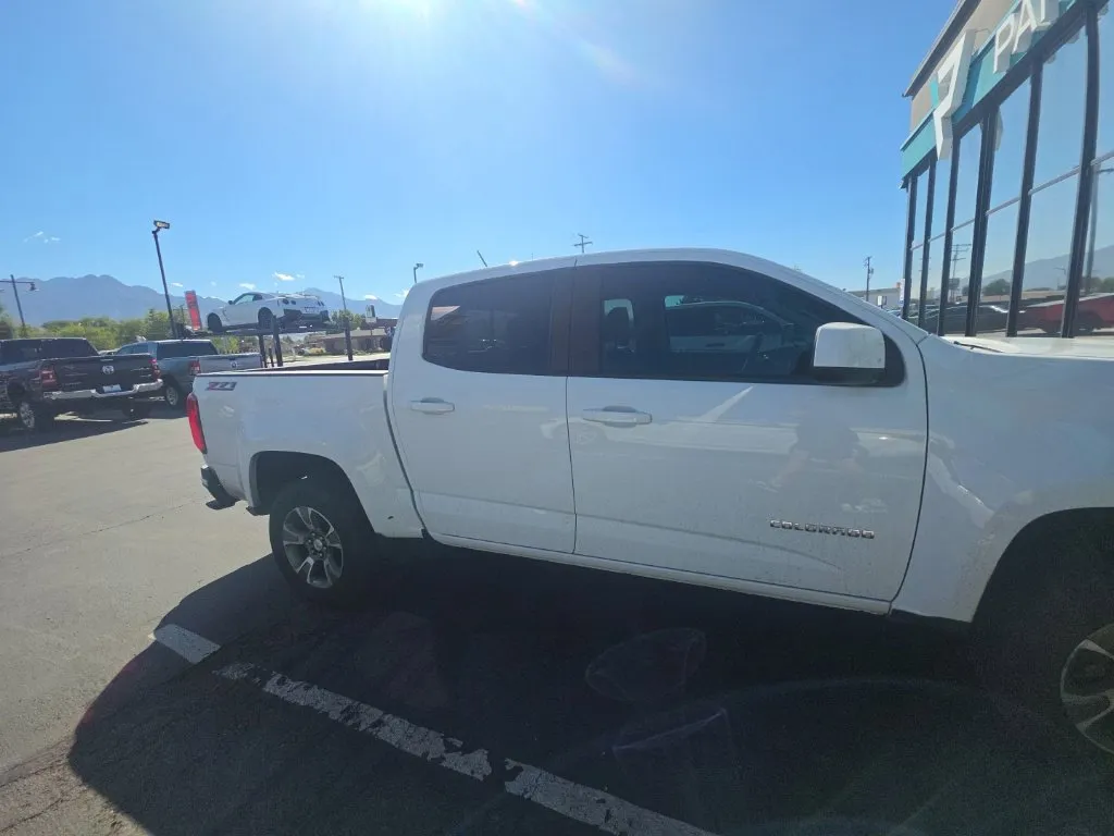Chevrolet Colorado photo 15