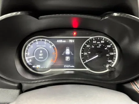 Nissan Versa photo 22