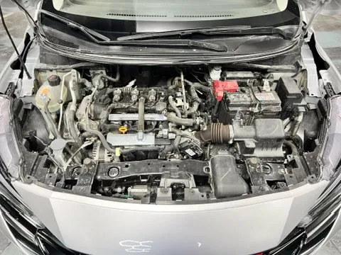 Nissan Versa photo 9