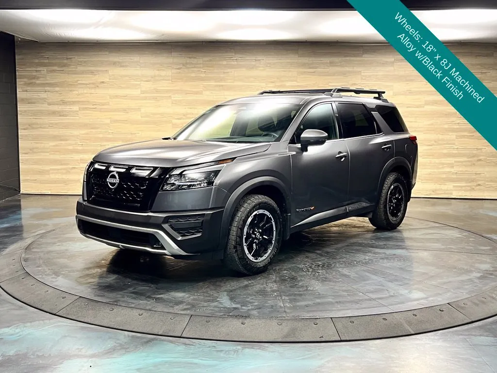 Nissan Pathfinder photo 8