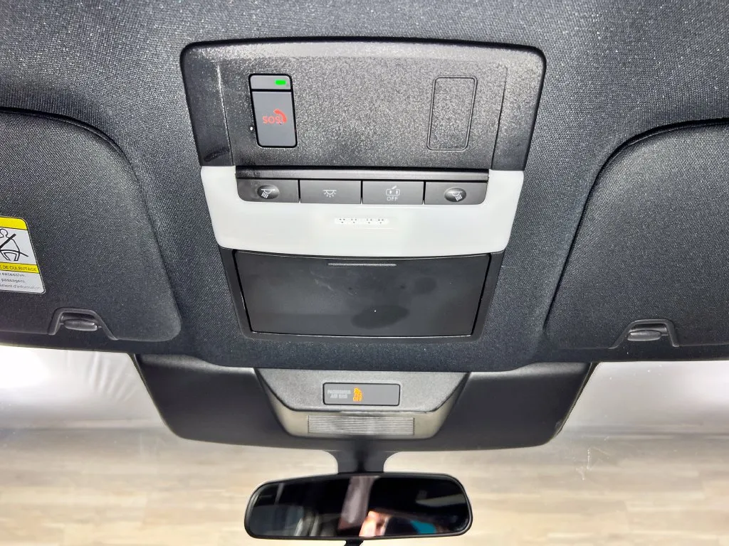 Nissan Pathfinder photo 14